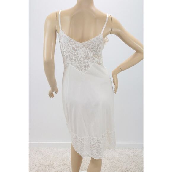 Vintage Vanity Fair Wrap Around Lace Full Slip size 36 Long Creamy White - Picture 7 of 13